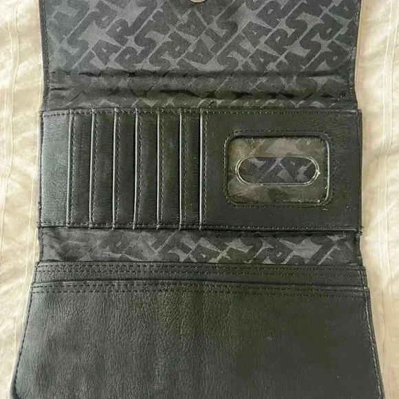 Kylo Wren Star Wars Loungefly Trifold Wallet - Picture 2 of 9